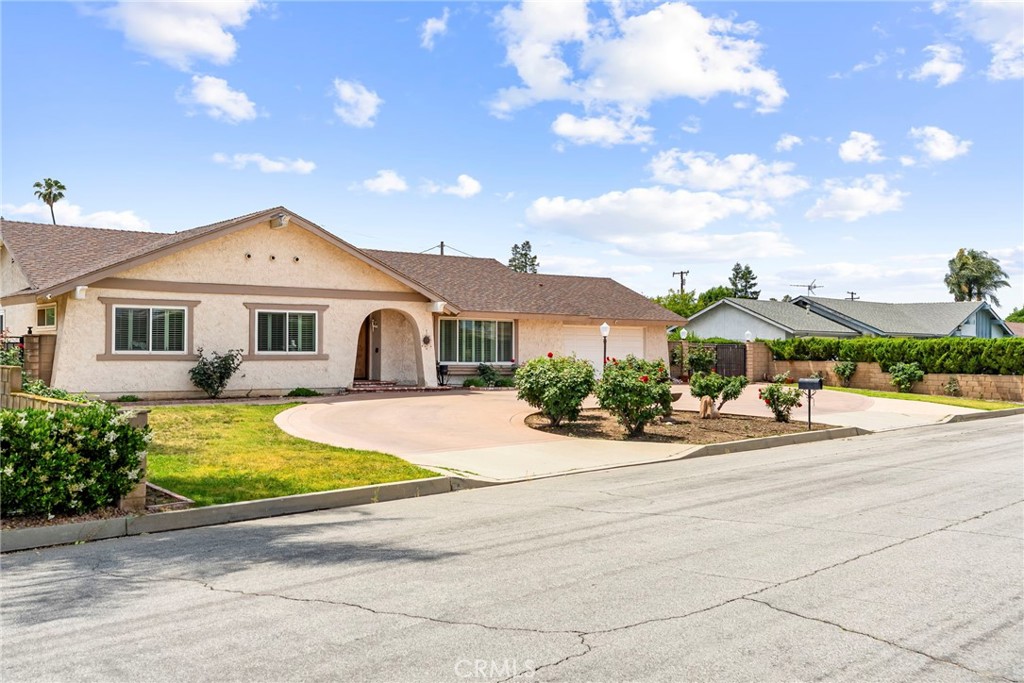 15590 Pomona Rincon Road