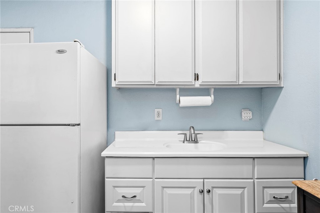 15590 Pomona Rincon Road