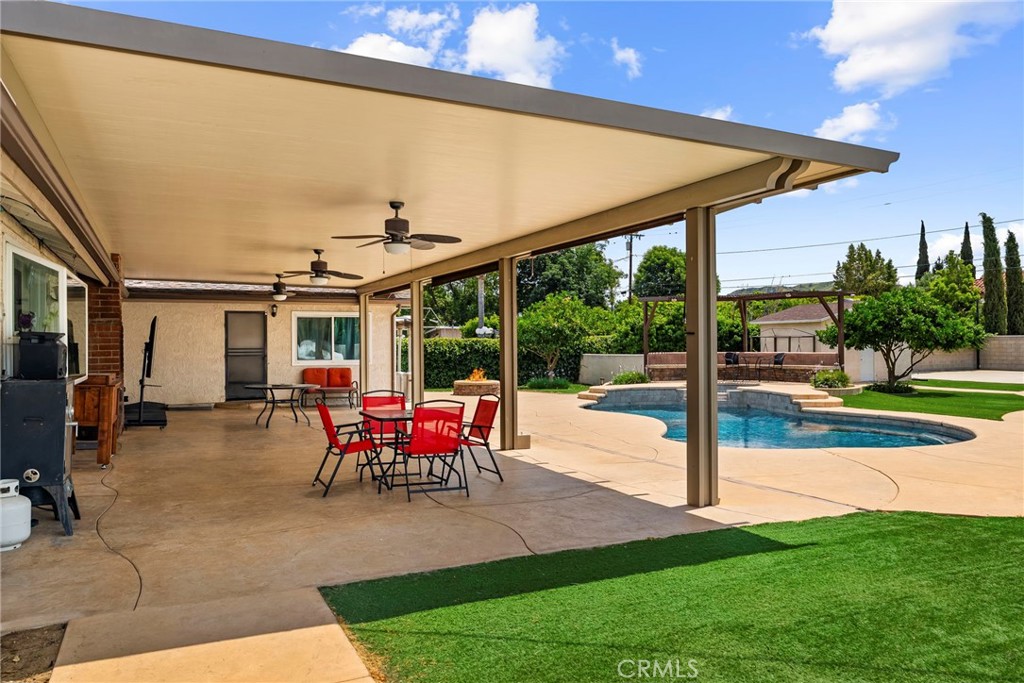 15590 Pomona Rincon Road