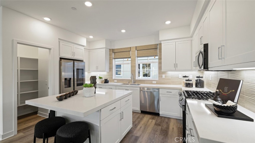 1030 N Anaheim Blvd UNIT 3