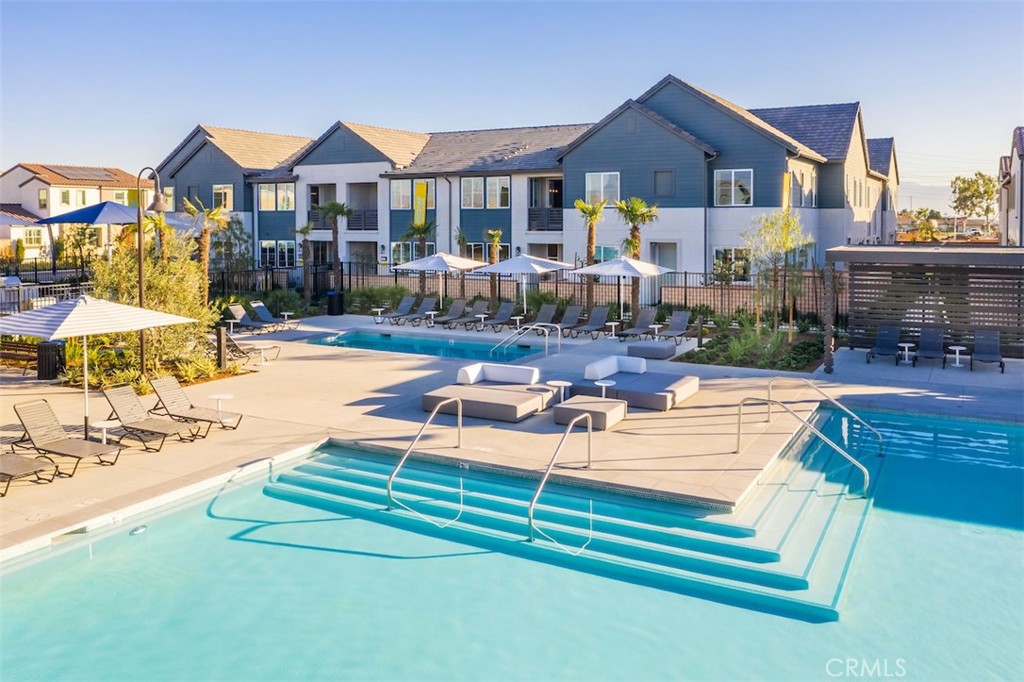4110 S S. SUNFLOWER PASEO #202