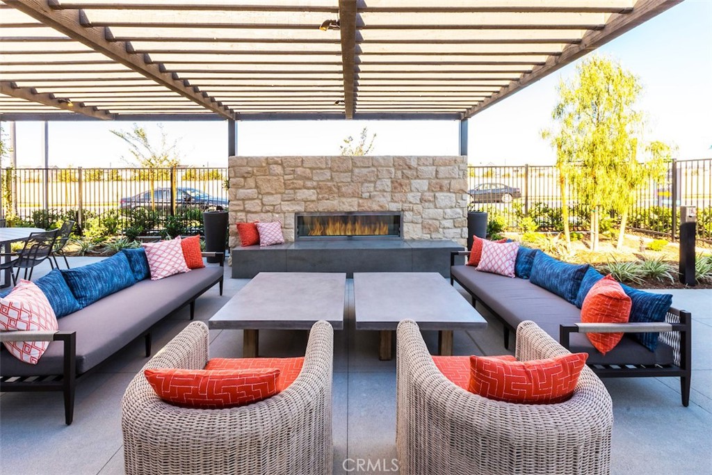 4110 S S. SUNFLOWER PASEO #202