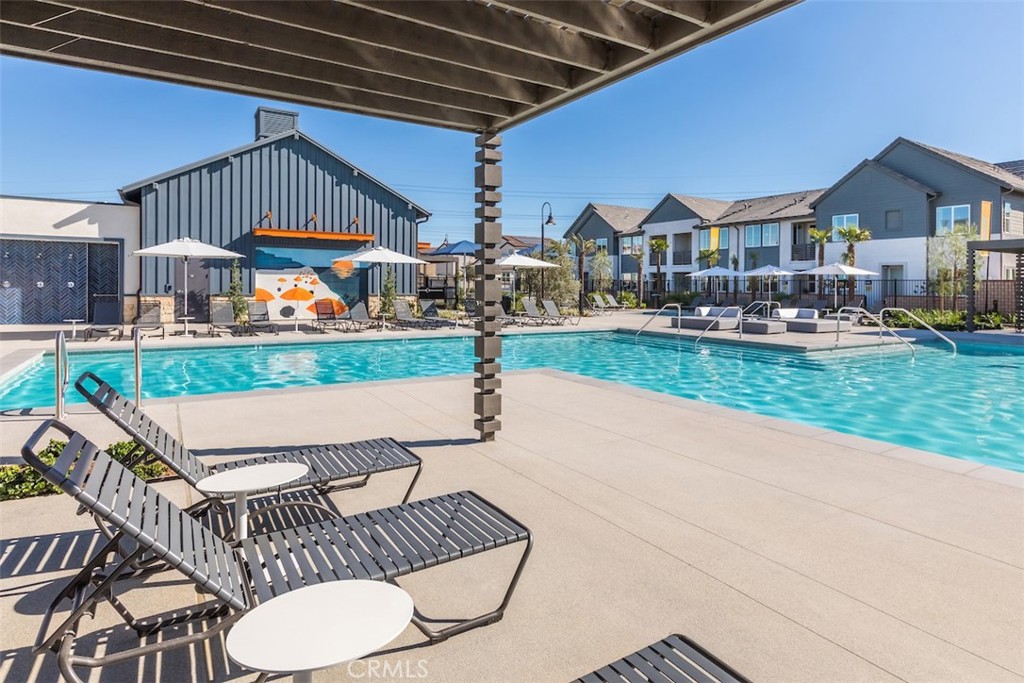 4110 S S. SUNFLOWER PASEO #202