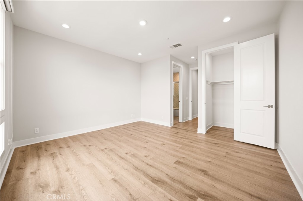 271 Huckleberry