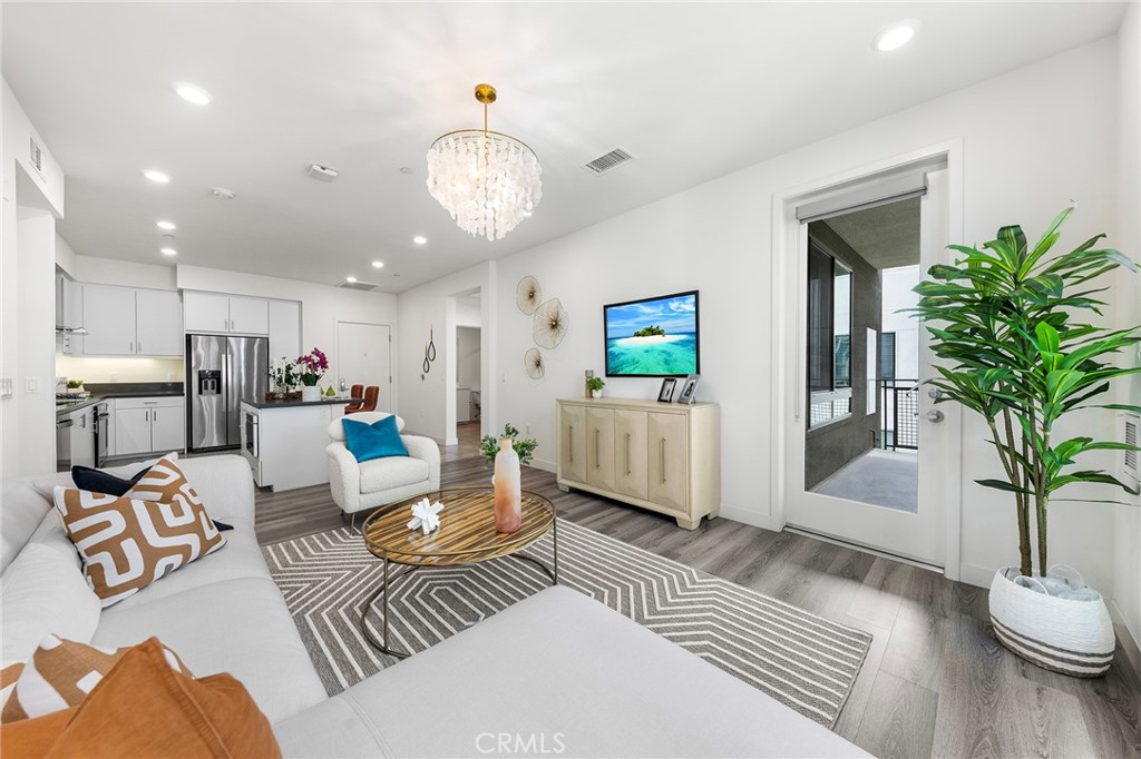 2526 Nolita