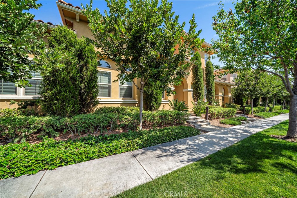 40 Roycroft