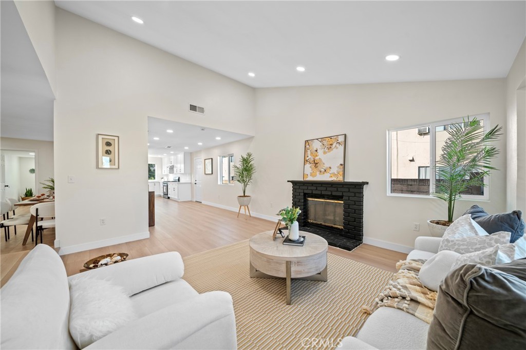 15604 Sharonhill Dr.