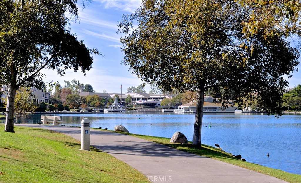 645 Springbrook N 21