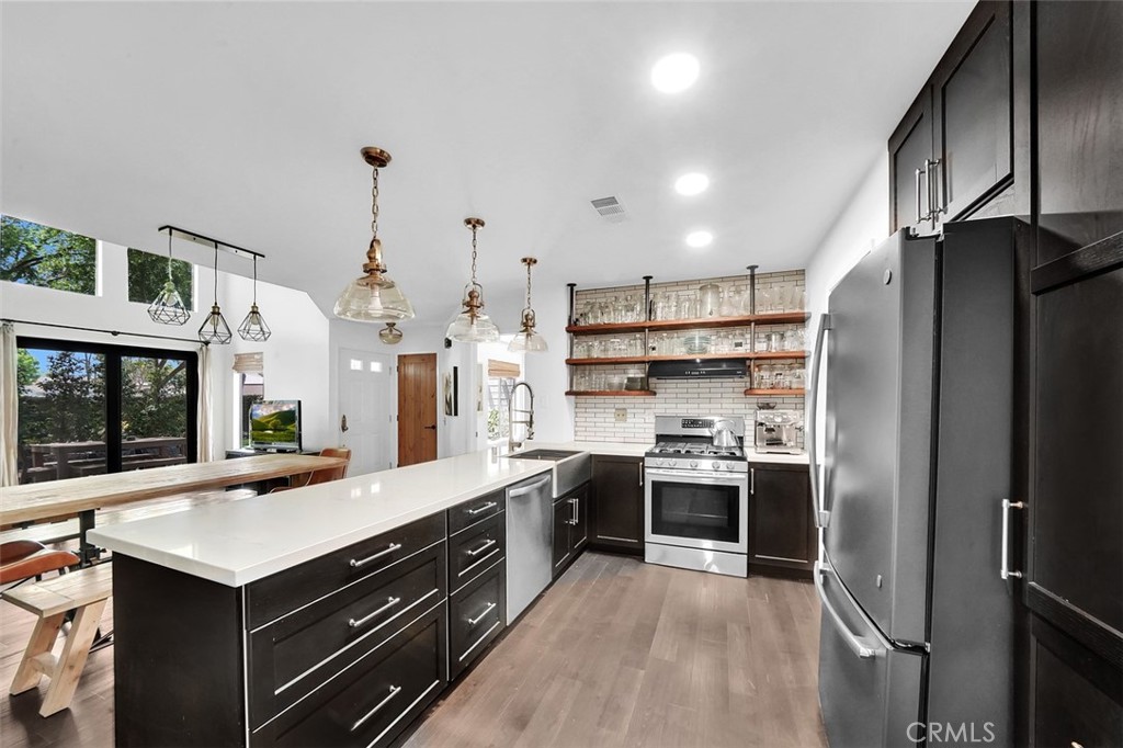 645 Springbrook N 21