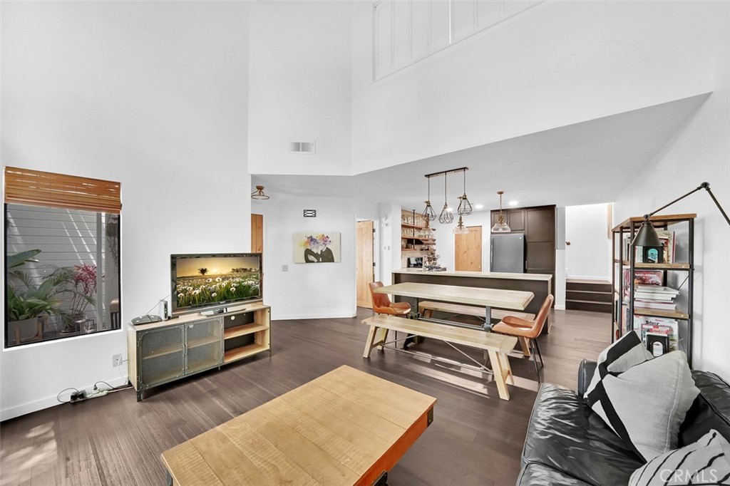 645 Springbrook N 21