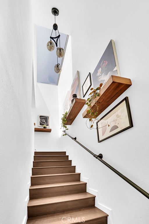 645 Springbrook N 21