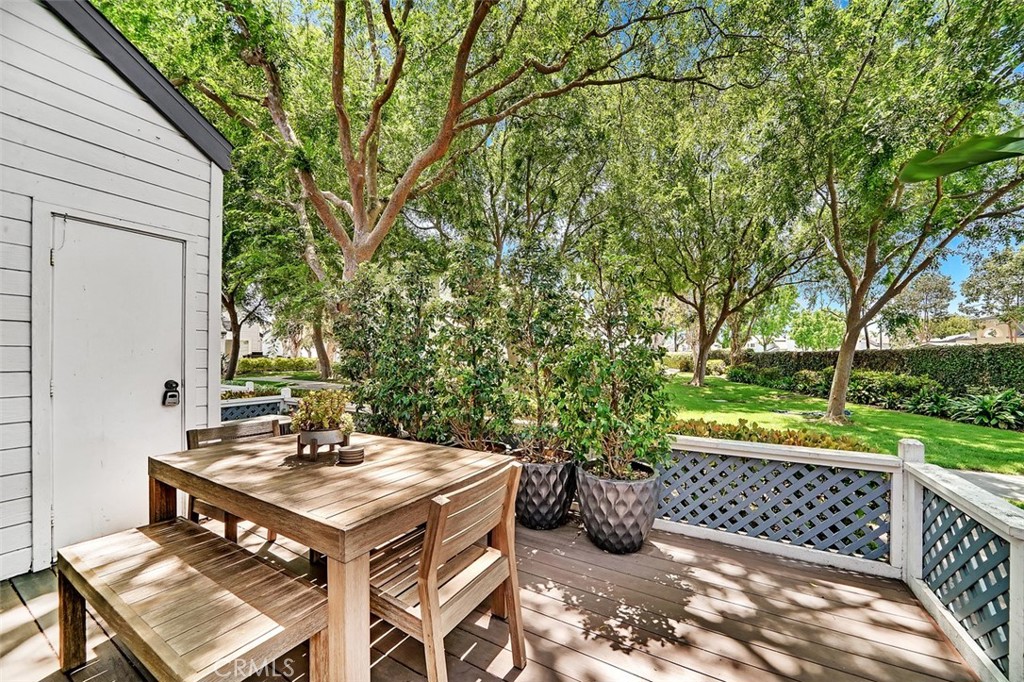 645 Springbrook N 21