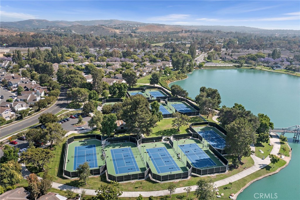 645 Springbrook N 21