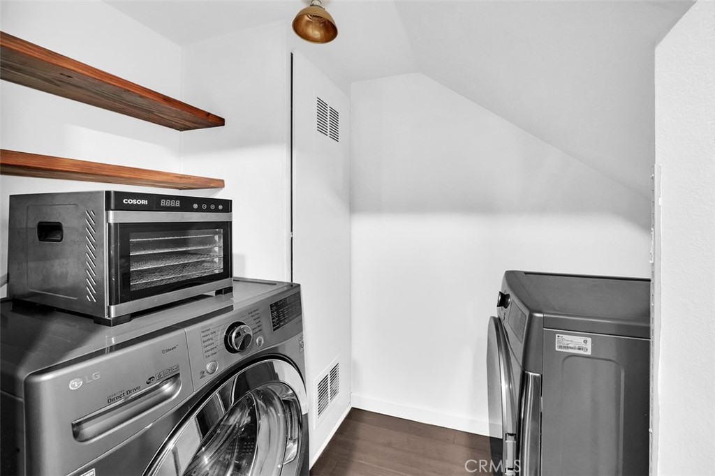 645 Springbrook N 21