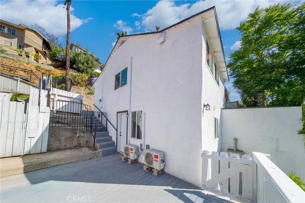 4365 O'Neill St.