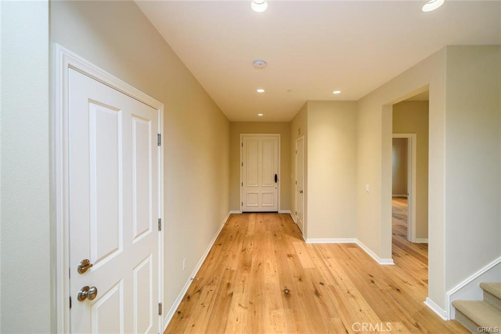 33 kingsbury