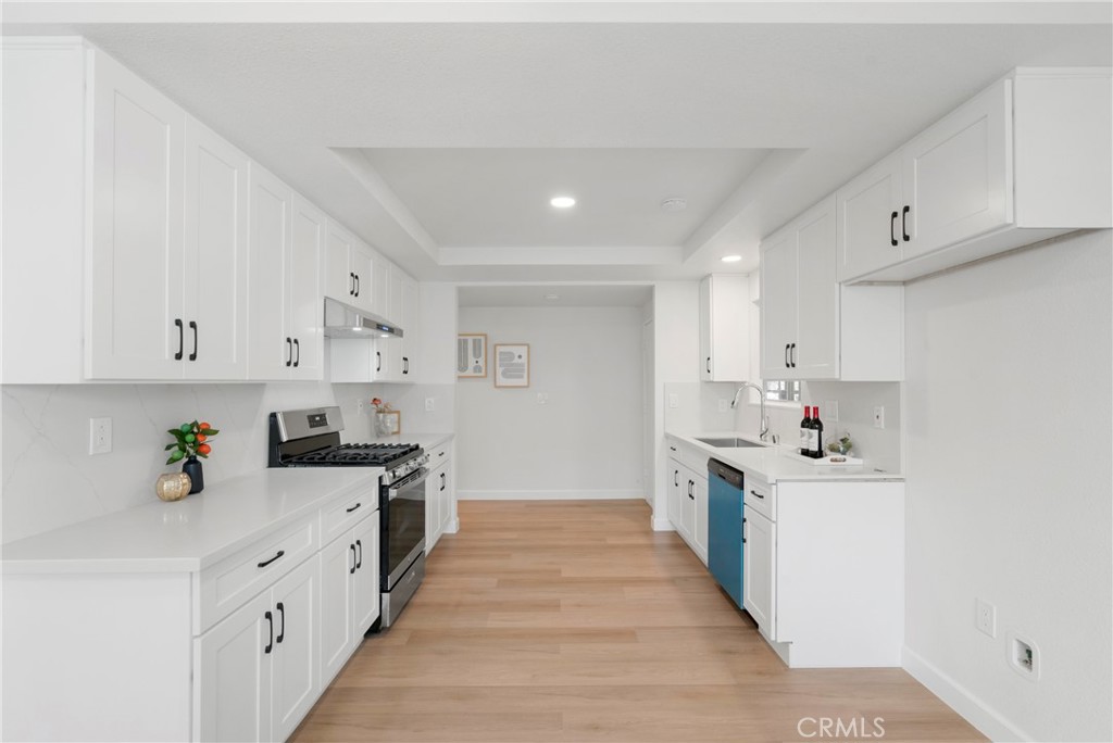 928 S Laurel St.
