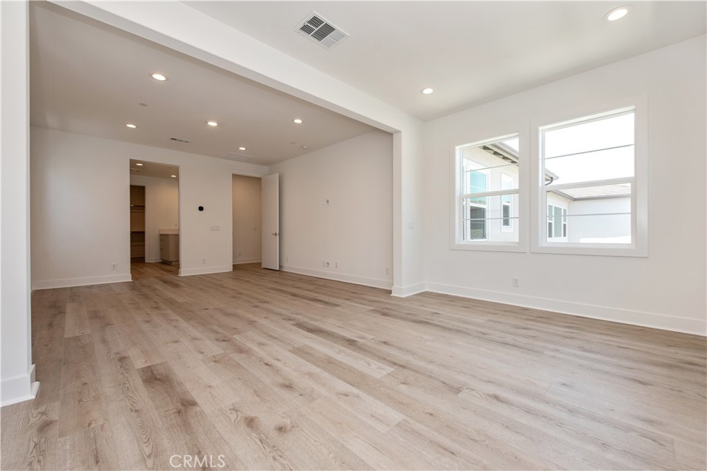160 Orange Grove