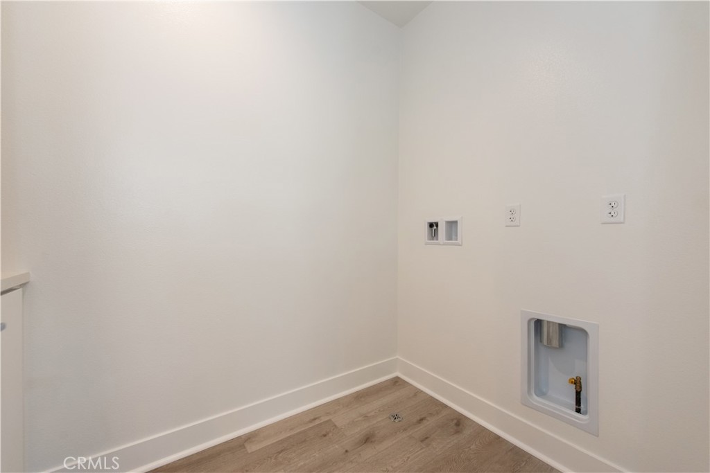 160 Orange Grove
