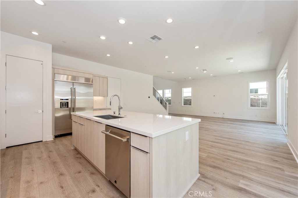 160 Orange Grove