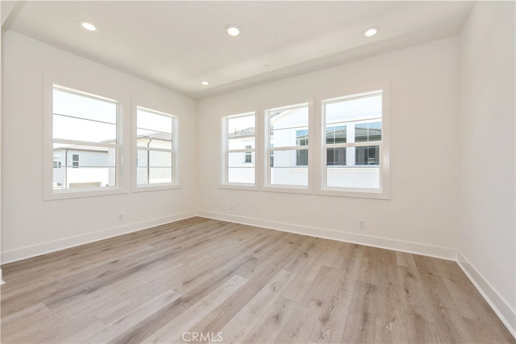 160 Orange Grove