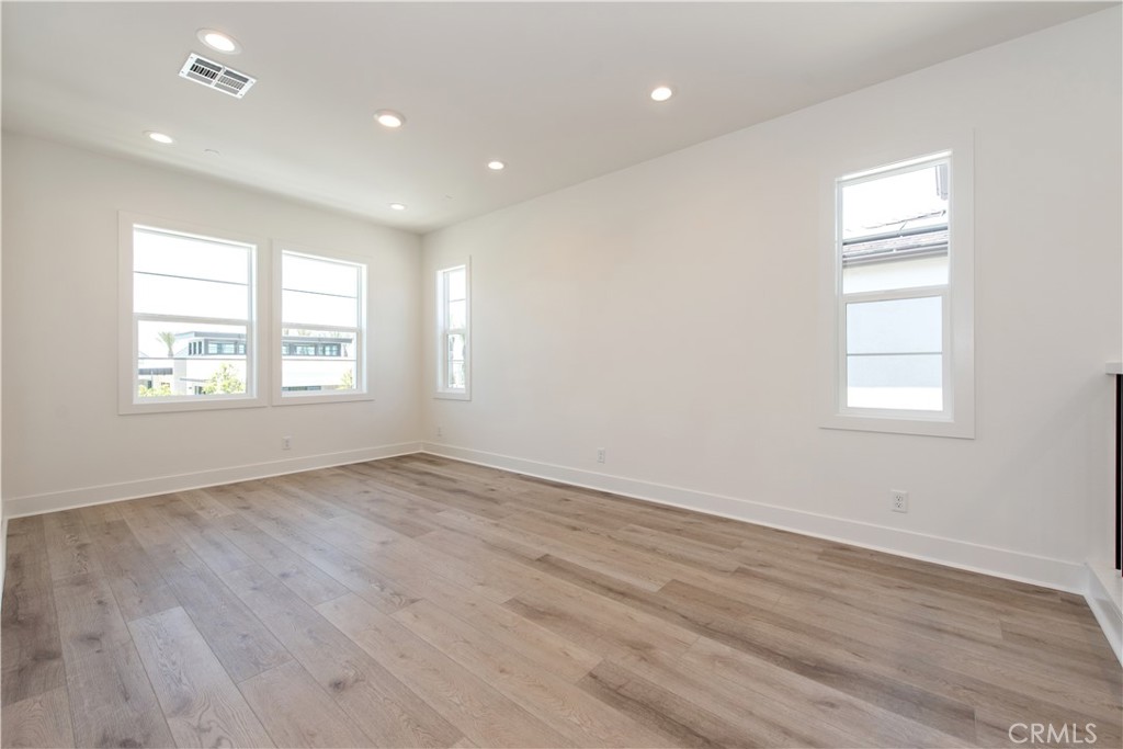 160 Orange Grove