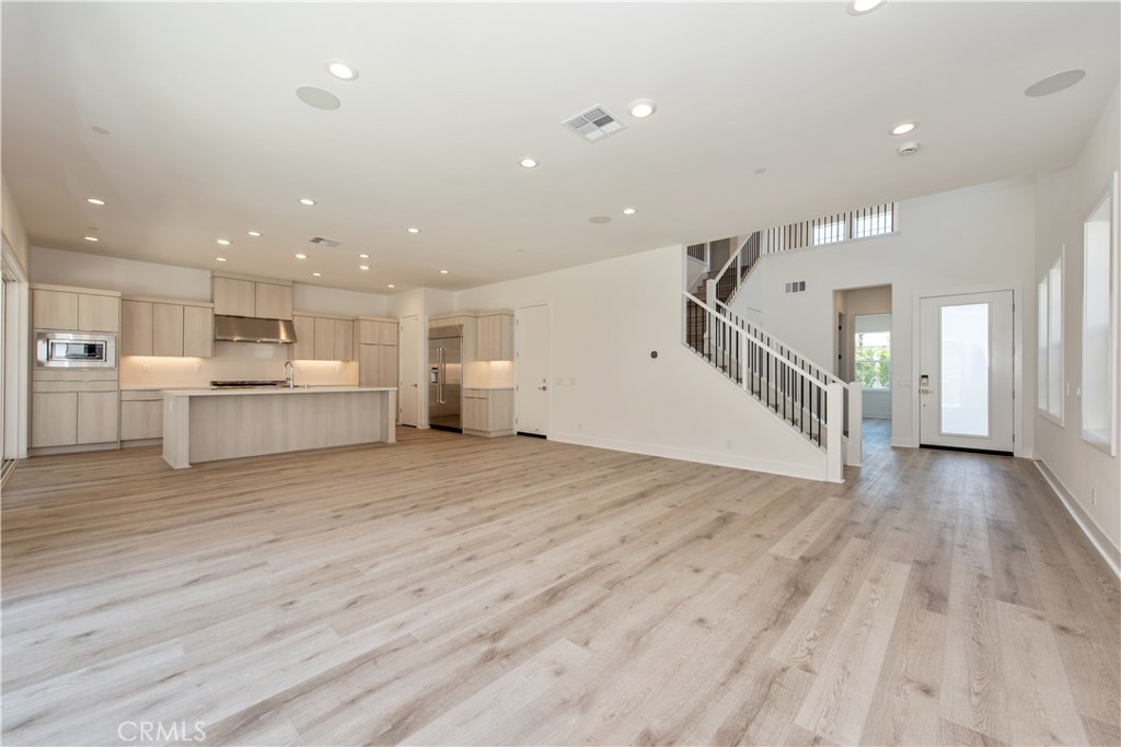 160 Orange Grove