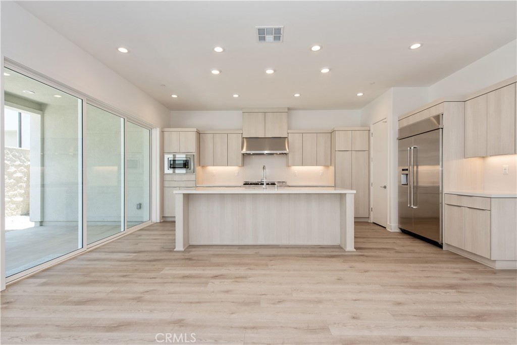 160 Orange Grove