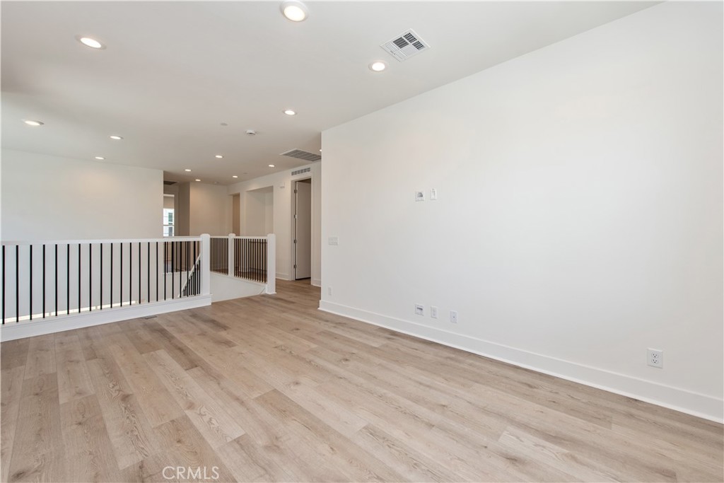 160 Orange Grove