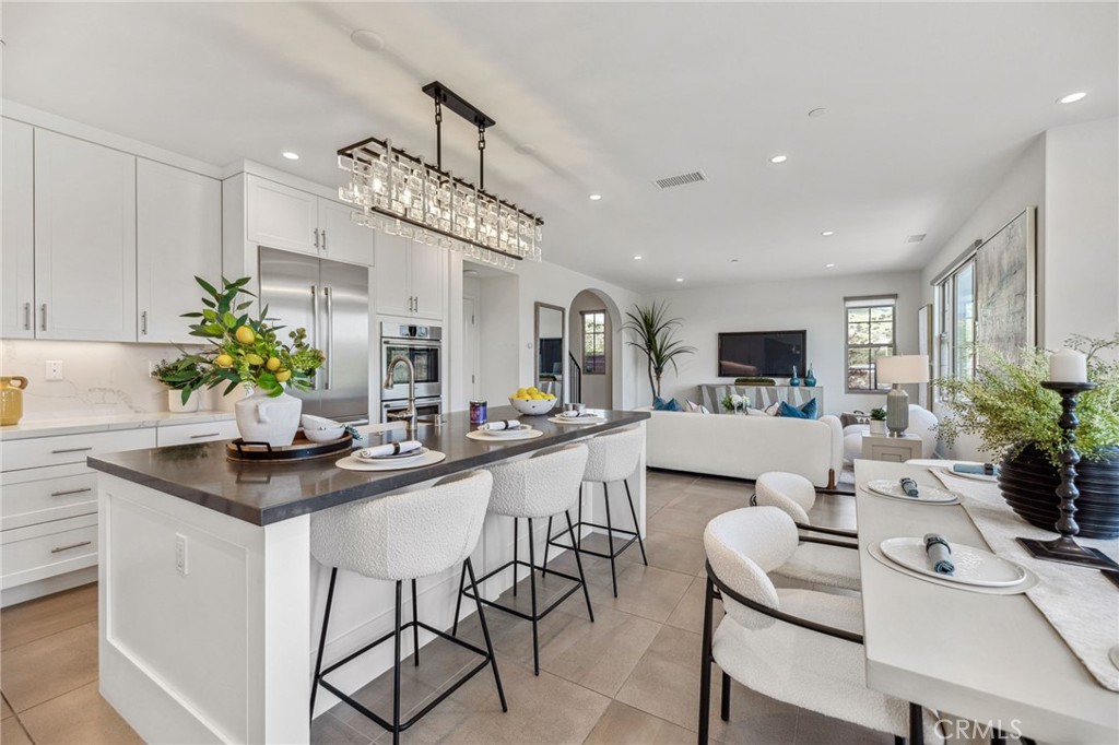 200 Cantubury