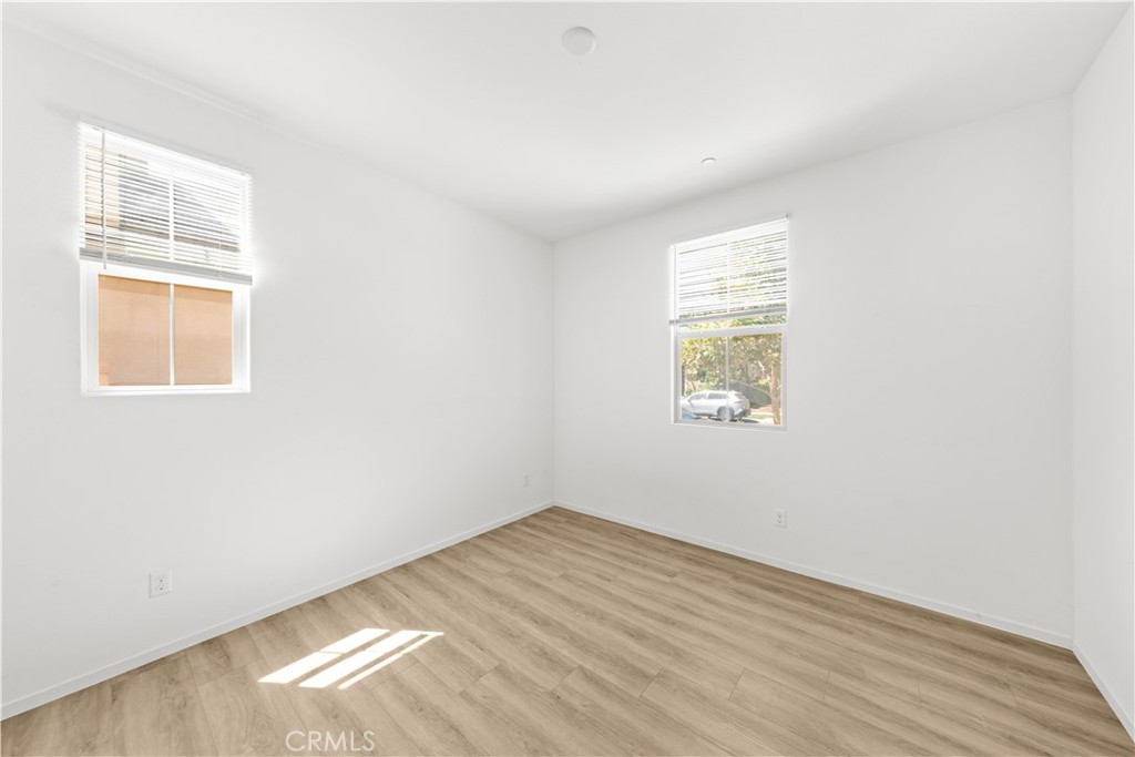 3210 E Rutherford Drive