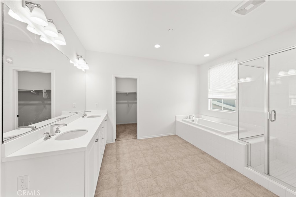 3210 E Rutherford Drive