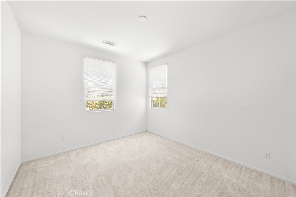 3210 E Rutherford Drive