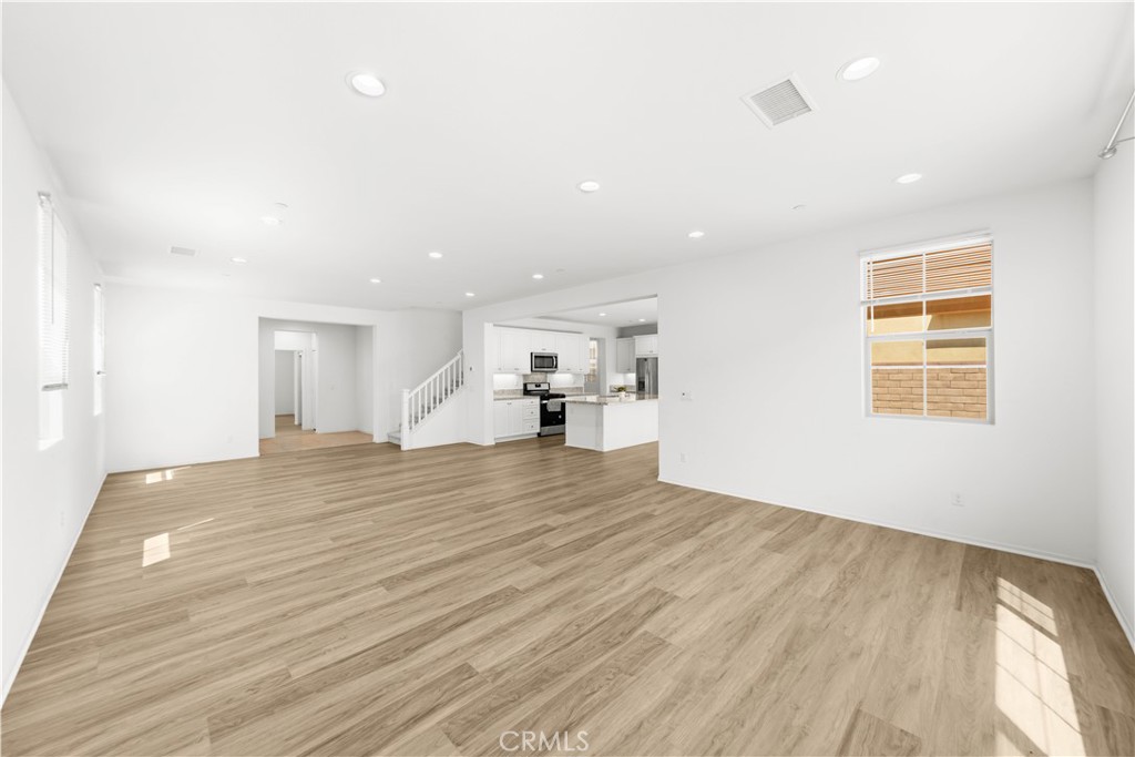 3210 E Rutherford Drive