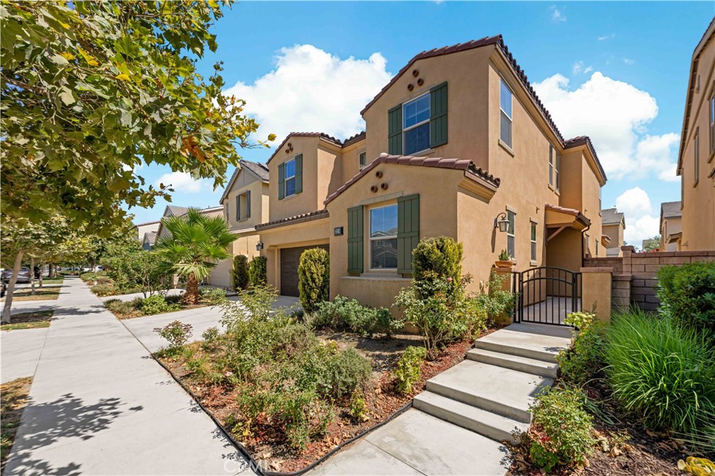 3210 E Rutherford Drive