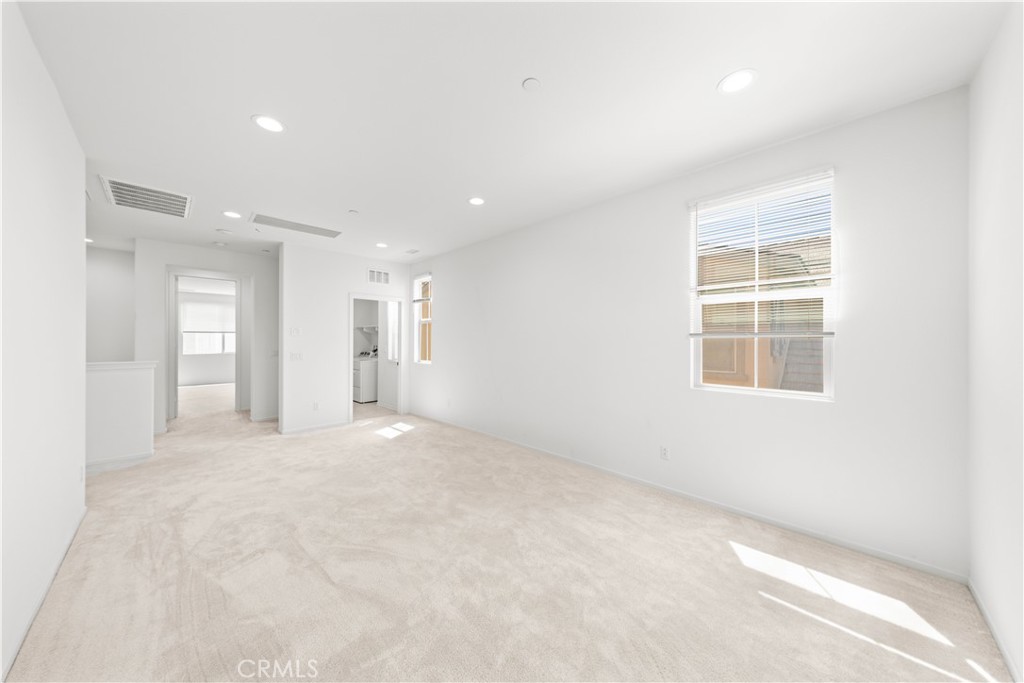 3210 E Rutherford Drive