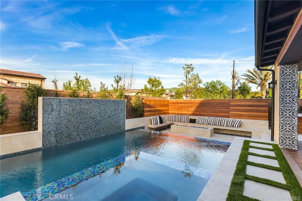 77 Sunset Cove