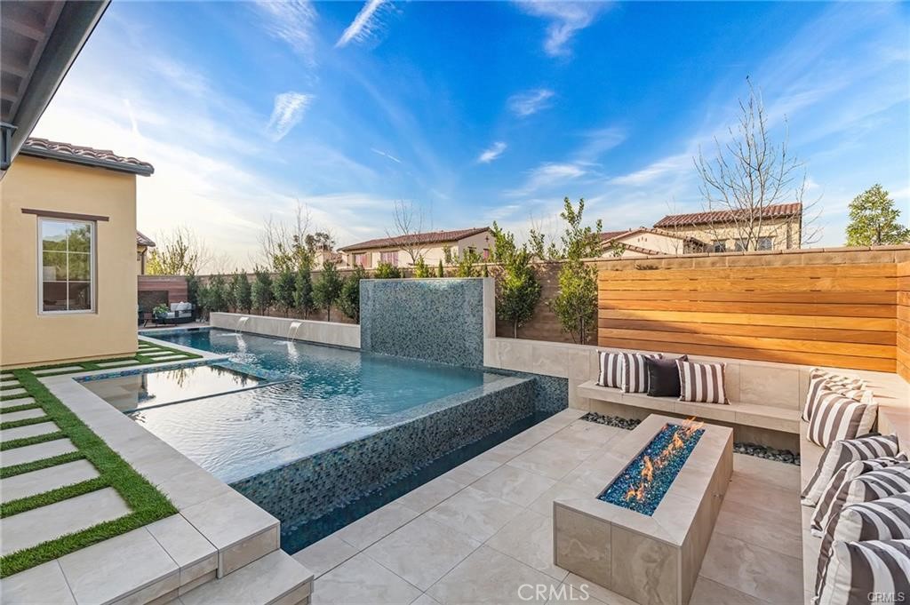 77 Sunset Cove