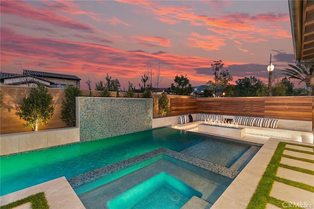 77 Sunset Cove