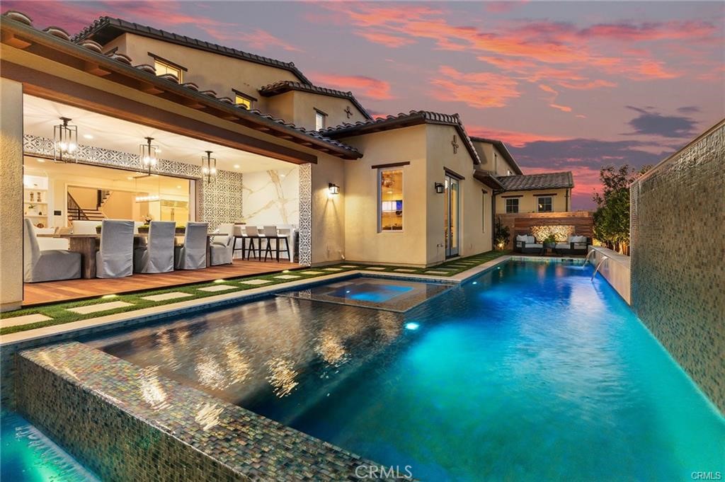77 Sunset Cove