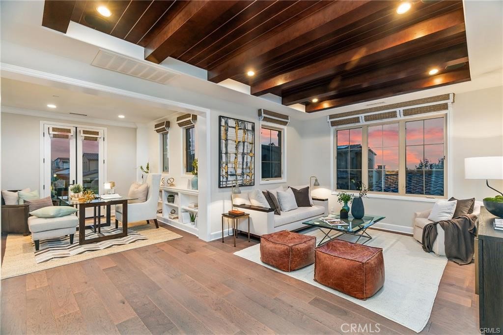 77 Sunset Cove