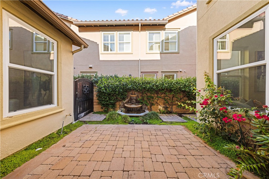 27684 Manor Hill Road