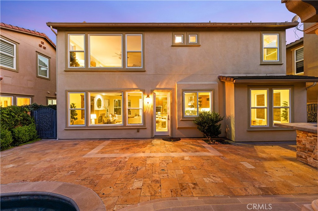 27684 Manor Hill Road