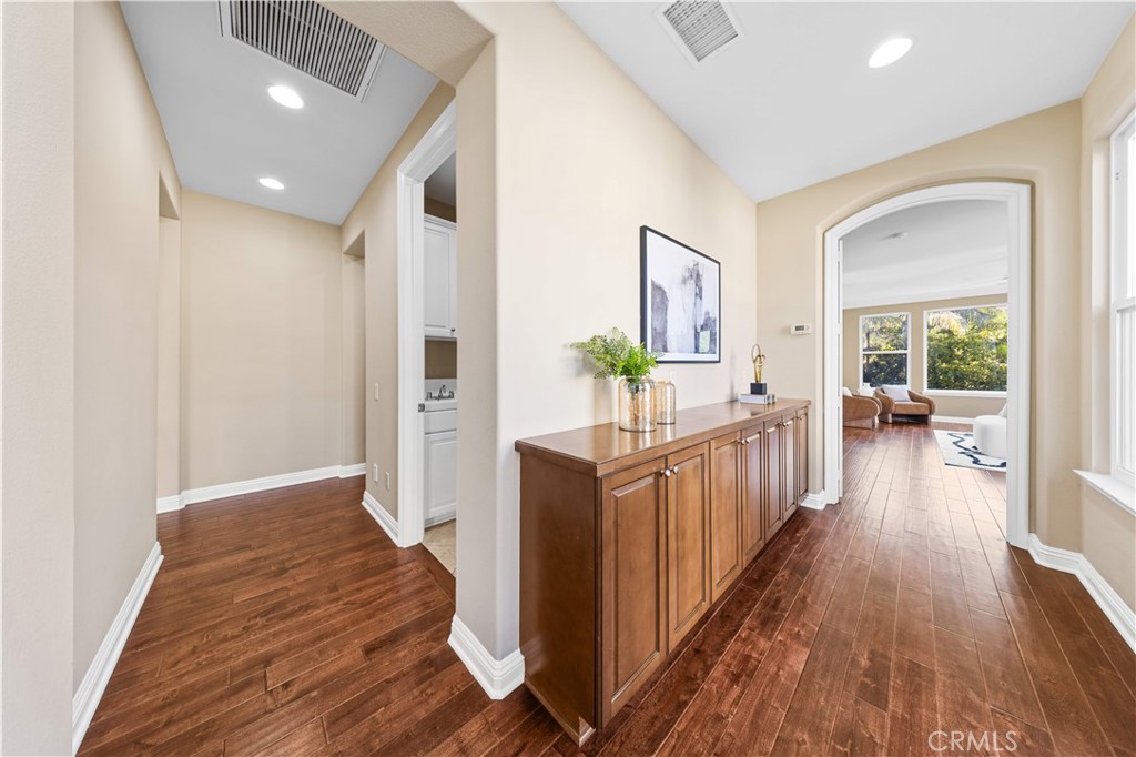 27684 Manor Hill Road