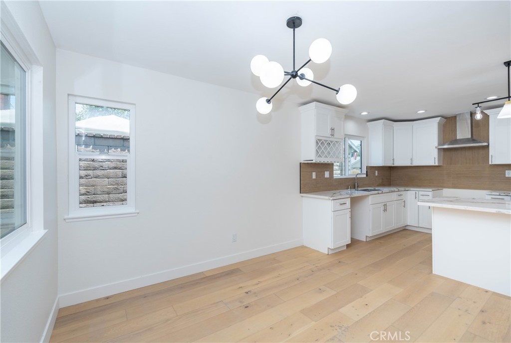 1187 E Deerfield Street