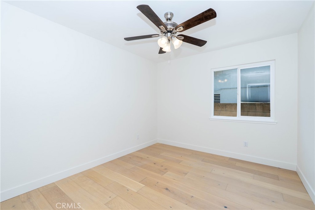 1187 E Deerfield Street