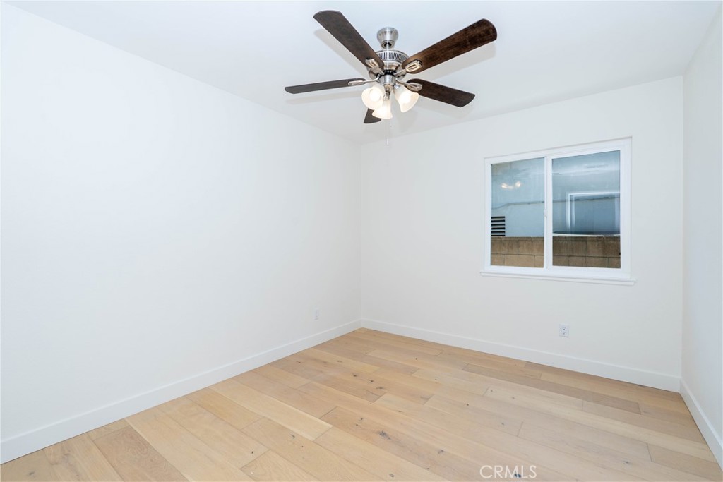 1187 E Deerfield Street