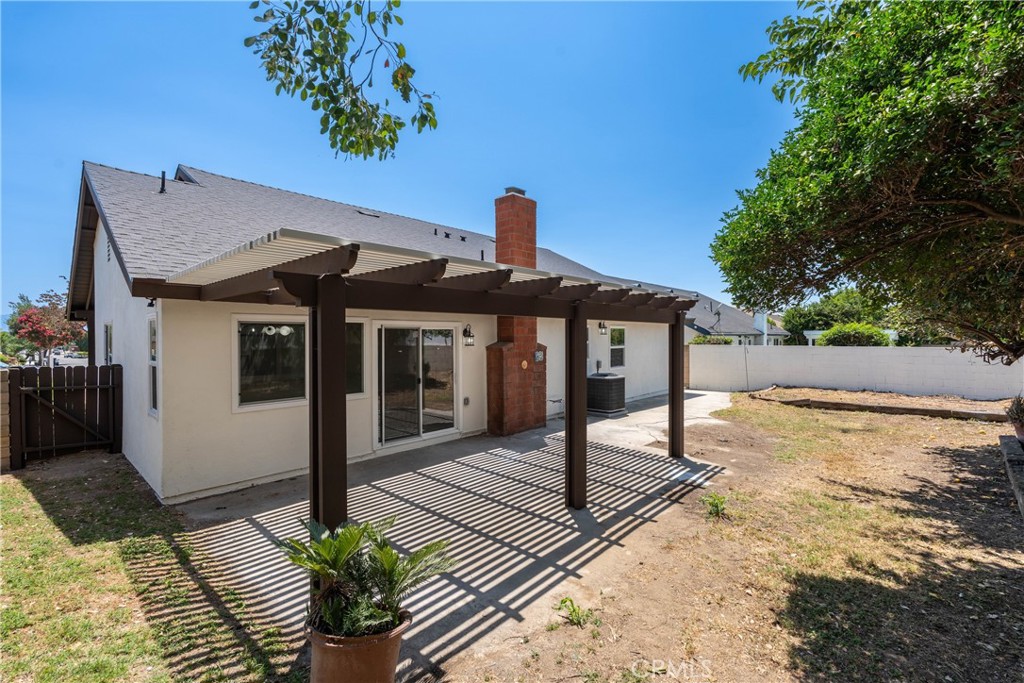 1187 E Deerfield Street