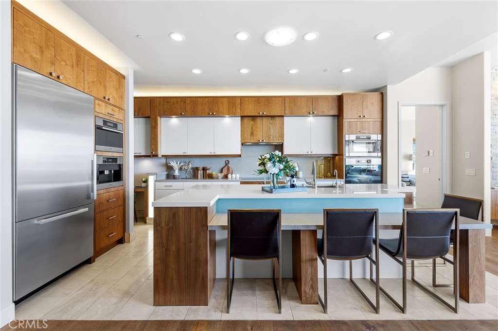 3355 Alta Laguna Boulevard
