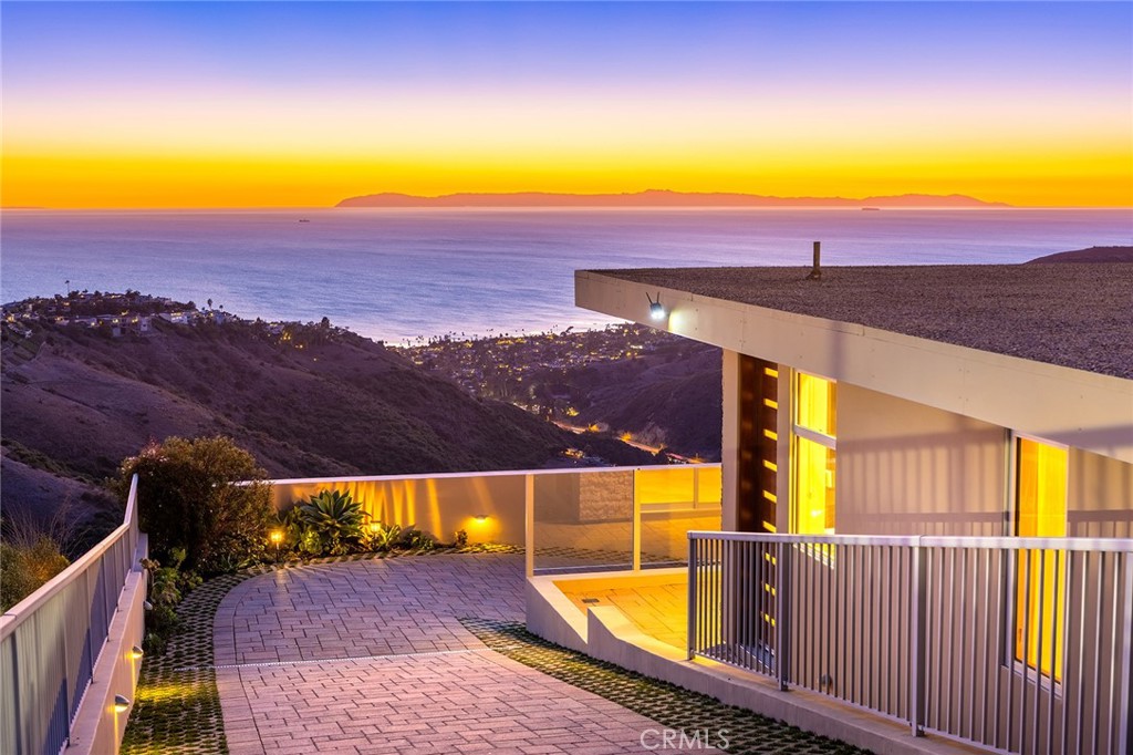 3355 Alta Laguna Boulevard